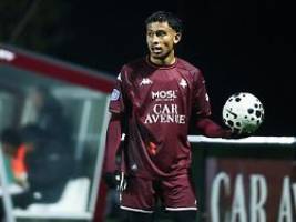 Schwer verbrannt Mensch gerettet: Held von Crans-Montana erhält Profivertrag