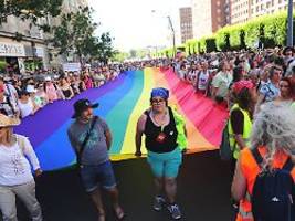 Stigmatisiere Menschen: EuGH: Ungarns LGBTQ-Gesetz verletzt Grundrechte