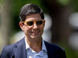 trump will ihn an der fed-spitze: so reich ist kevin warsh