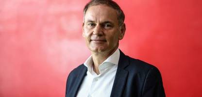 vw-chef oliver blume im interview: volkswagen will die produktionskapazität um eine million autos senken