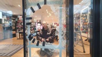 Schon wieder: Geesthachter Parfümerie Opfer von Einbrecher