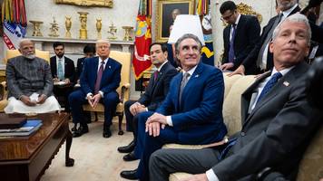 Trump sagt, der Energieminister liege „völlig falsch“, wenn er behaupte, die Benzinpreise würden erst im nächsten Jahr auf 3 Dollar fallen