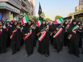 Debatte: Alle sind Gefangene