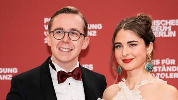 seit 2024 mit carlotta voß liiert: ard gibt einblick in liebesleben von philipp amthor