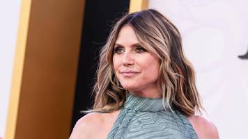 Sieht aus wie ein Bettlaken: Heidi Klums Kleid bei Der Teufel trägt Prada 2-Premiere polarisiert