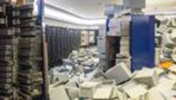 Massiver Personaleinsatz: Polizei schob Tausende Sonderschichten wegen Sparkassen-Coup