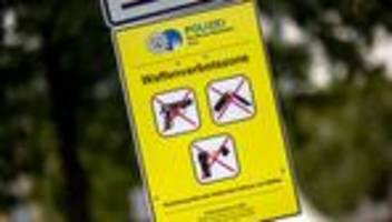 Neue Verordnung: Hamborner Altmarkt in Duisburg wird Waffenverbotszone