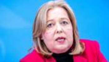 Gesetzliche Rente: Sozialministerin Bas distanziert sich von Rente als »Basisabsicherung«