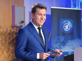 hätte ich mir gerne erspart: jens riewa überrascht tagesschau-publikum mit brille