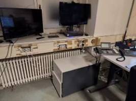 stromschlag ist frage der zeit: beamte klagen über horrende zustände in berliner polizeiwache