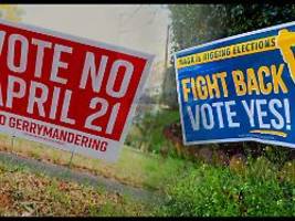 Vor wichtiger Zwischenwahl: Demokraten erringen Sieg gegen Trump im Wahlkreis-Wettrüsten