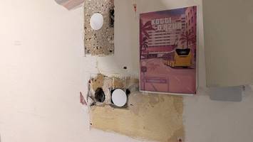 polizei-bruchbude an der friedrichstraße: polizisten sollen als maler aushelfen