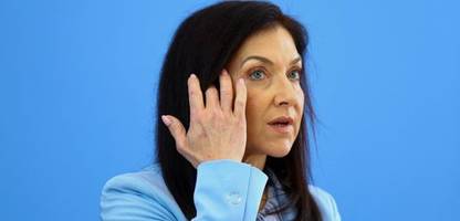 Konjunktur: Bundesregierung rechnet mit wenig Wirtschaftswachstum