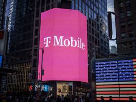 fusionen: plant die telekom die größte fusion aller zeiten?