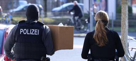 geldwäsche in millionenhöhe? kripo augsburg rückt zu groß-razzia aus