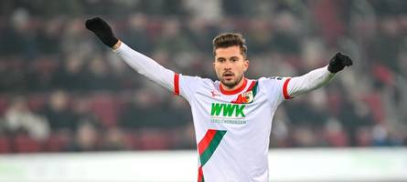 Nun ist es fix: Elvis Rexhbecaj verlässt den FCA und kehrt nach Wolfsburg zurück