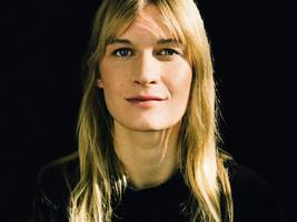 roman: geschieht es mir recht?