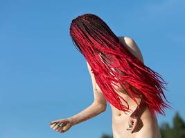 verwechslung: bitte zieht euch doch was an