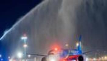 Ausbau des Flughafens: Erste Passagiere im Frankfurter Terminal 3 angekommen