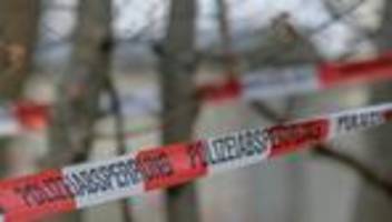 Kriminalität: Spurensuche nach Feuer im Dessous-Lager: Ursache unklar