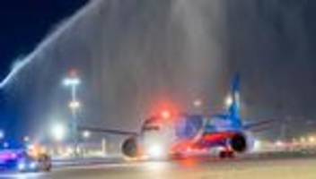 Terminal 3 am Flughafen Frankfurt: Erste Passagiere am neuen Terminal des Flughafens Frankfurt angekommen