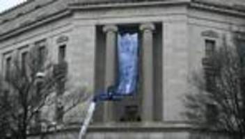 epstein-akten: us-justizministerium überprüft eigenen umgang mit epstein-akten