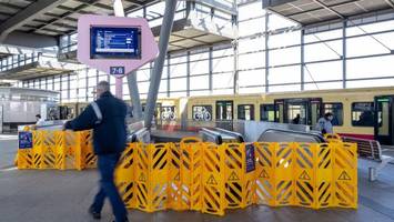 rolltreppen-probleme am südkreuz halten an – wann sie wieder laufen sollen