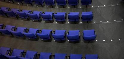 gökay akbulut und hannes gnauck: bundestag hebt immunität von zwei abgeordneten auf