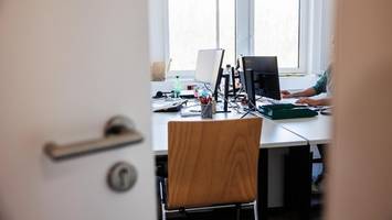 Ein Tag im Jobcenter: Bürgergeld-Klischees, Totalverweigerer und Sprachbarrieren