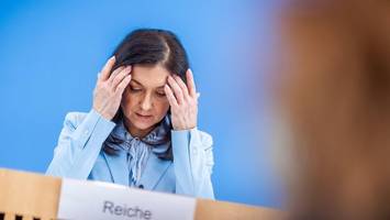 „Kontrolle und Strafen“: Reiche-Ministerium durchleuchtet Mitarbeiter-Mails