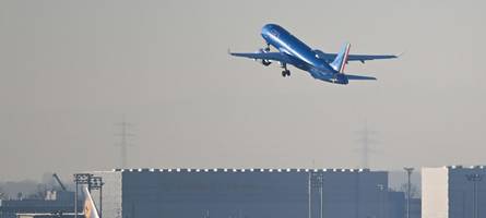 reiche und der kerosin-mangel: was wird nun aus dem sommerurlaub?