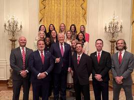 sportfotografie: das schöne am damentennis