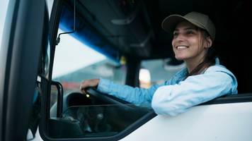 lkw-fahrerin irene: die ergonomie der lkws ist nach wie vor auf den körper von männern ausgelegt