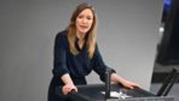 Affäre um Fördermittel: CDU-Generalsekretärin: Kritik an Wegner ist Wahlkampfgetöse