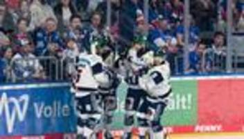 DEL-Playoffs: 7:3 in Mannheim: Effektive Eisbären machen ersten Schritt