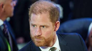 Prinz Harry stellt klar: „Werde immer Teil der königlichen Familie sein“