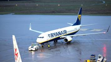 Ryanair schließt Berliner Standort und halbiert Angebot