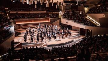Zum Muttertag: Karneval der Tiere mit Jan Josef Liefers