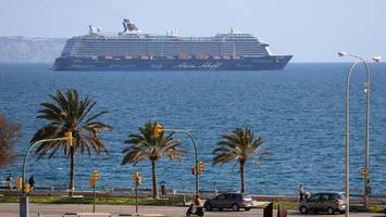 kreuzfahrtschiffe nach hormus-flucht: wer den suezkanal wagt – und wer nicht