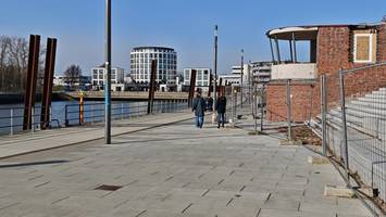 Nach 13 Jahren Umbau: Wedel eröffnet seinen neuen Hafen an der Elbe