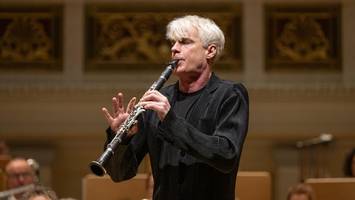 Elbphilharmonie kurios: Als der Dirigent den Einsatz gibt, fehlen die Solisten