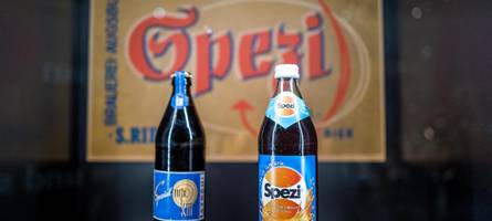 kistenweise spezi auf der autobahn verloren: ungewöhnlicher einsatz auf der a8