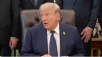 reporterin korrigiert trump, der sagt: habe pause gemacht