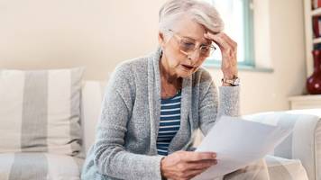 ingrid (74) wurde 2026 die rente gekürzt: „man darf nicht zu viel darüber nachdenken, dann wird man verrückt“