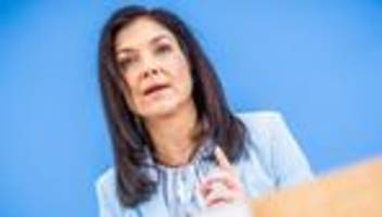 bundeswirtschaftsministerin: katherina reiche will infrastruktur für fossile energien stärken