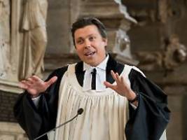 pfarrer und polit-influencer: der ostdeutsche träumt im moment immer nach hinten