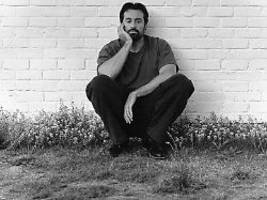 Was machst du da?: Dotan blättert die Seite um