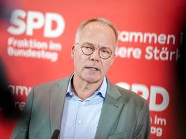 Bundespolitik: SPD-Fraktionschef: Im schlimmsten Fall neue Schulden wegen Iran-Krise