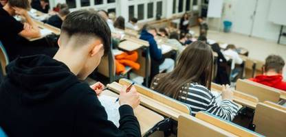Bildung: Warum so viele Kinder in Deutschland an Rechtschreibung scheitern