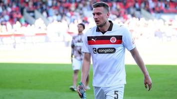 „Müssen ehrlich sein“: Schreibt St. Pauli den direkten Klassenerhalt schon ab?